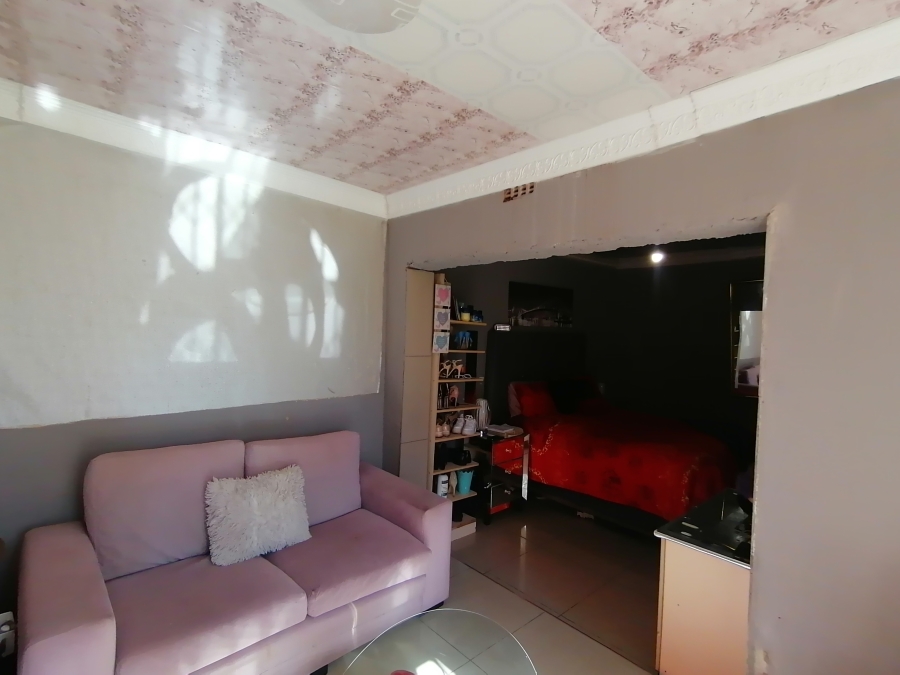 3 Bedroom Property for Sale in Roosheuwel Ext 2 North West